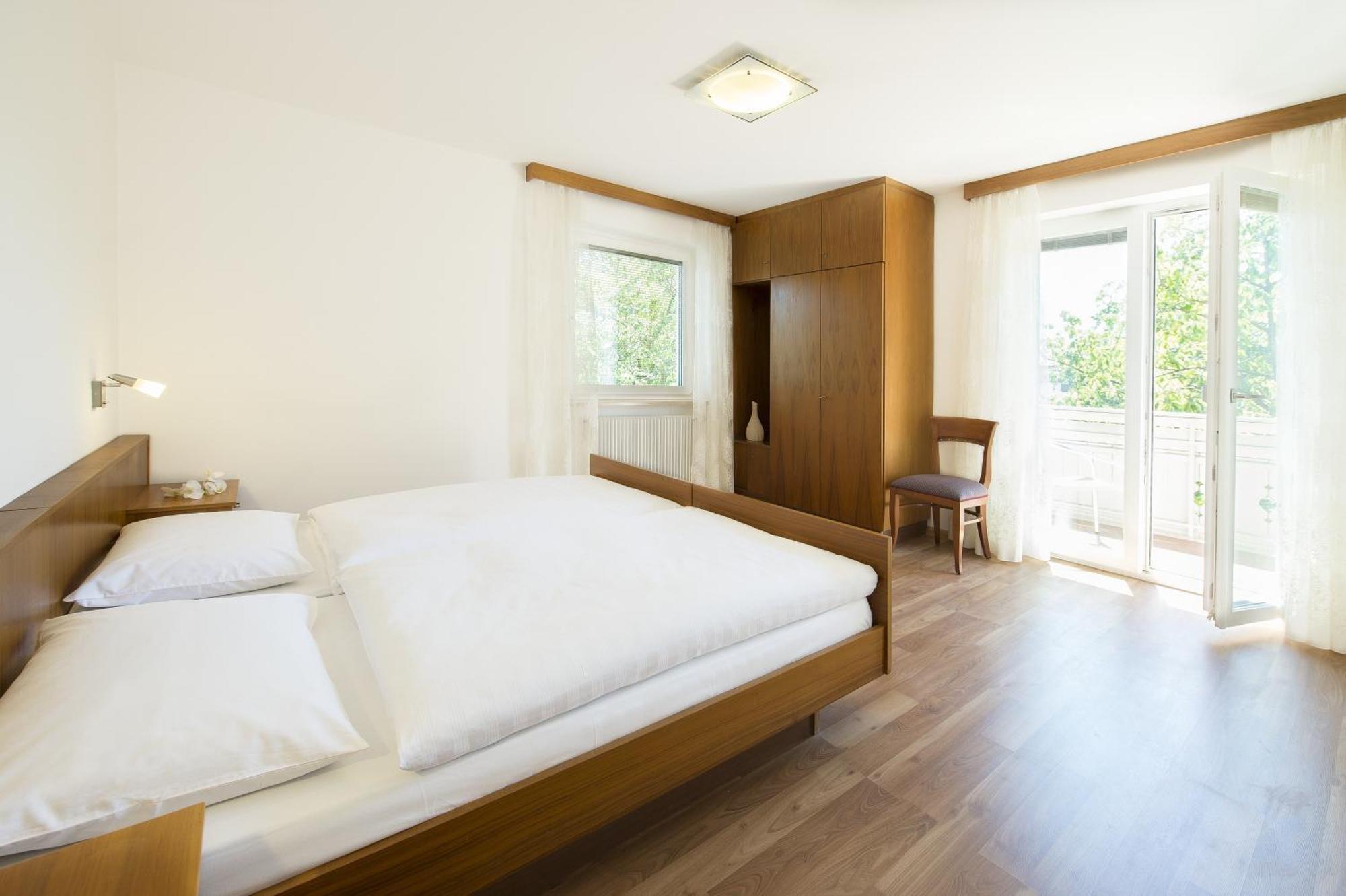 Pension Etschland Tirolo Ruang foto