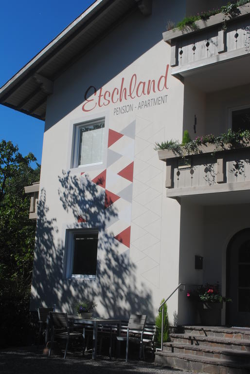 Pension Etschland Tirolo Bagian luar foto